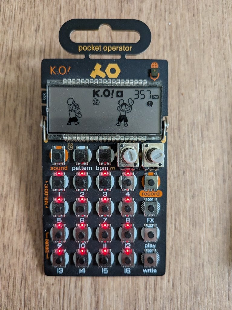 Teenage Engineering PO-33 Pocket Operator K.O!, Muziek en Instrumenten, Samplers, Ophalen, Gebruikt