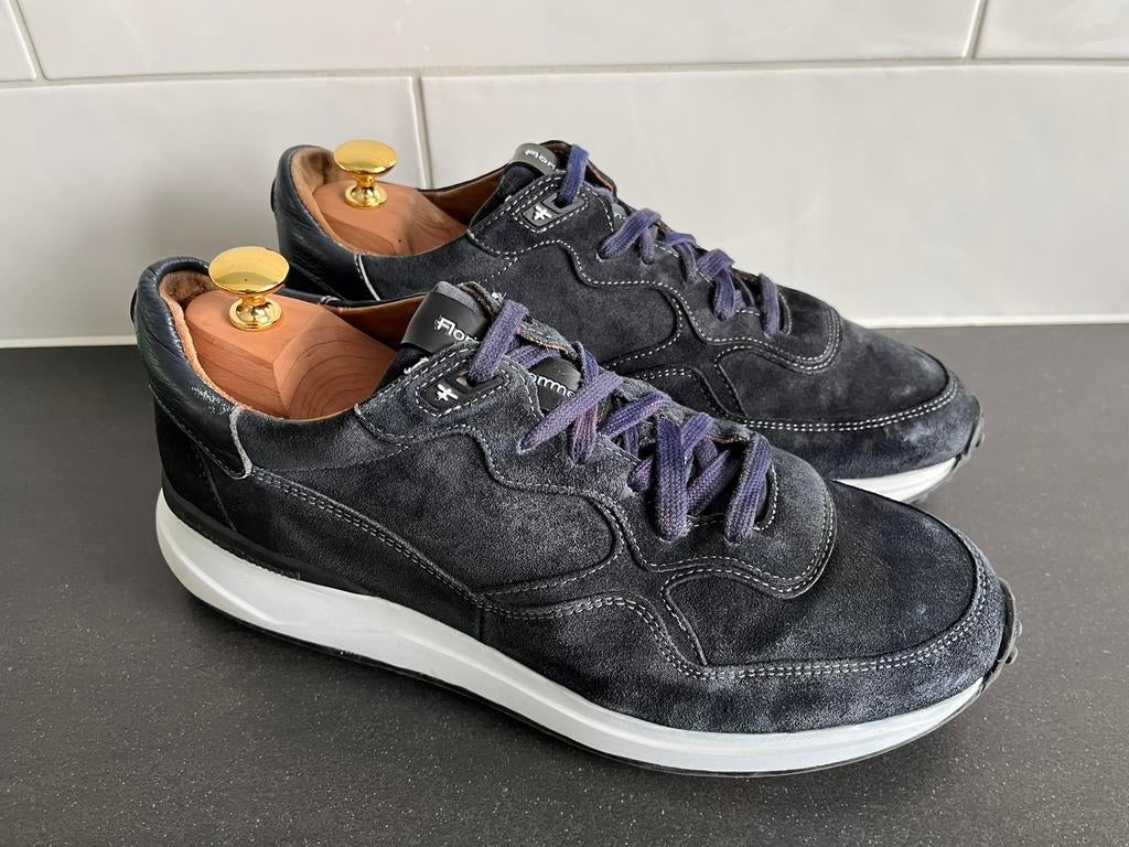 Floris van Bommel Noppi sneakers maat 8 / 42, Vêtements | Hommes, Chaussures, Enlèvement ou Envoi, Comme neuf, Bleu, Baskets
