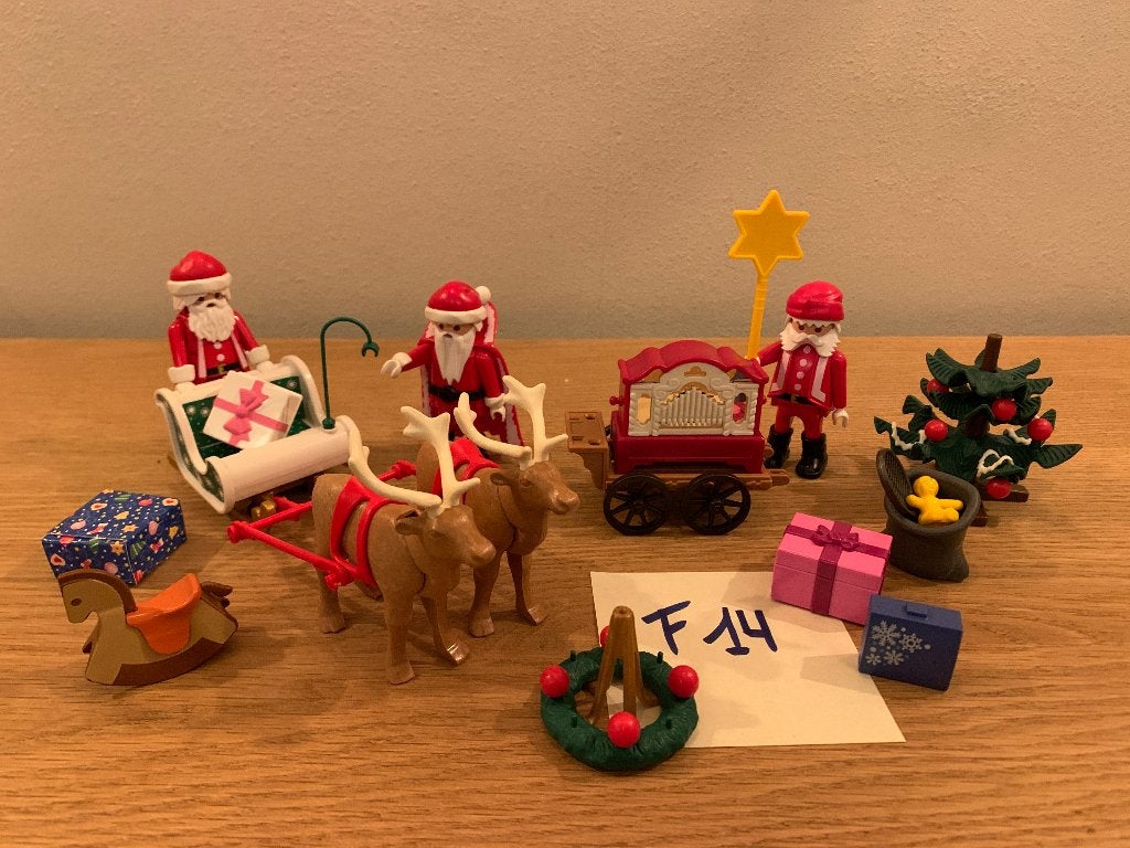 PLAYMOBIL F14: LOT 3 KERSTMANNEN E.A., Kinderen en Baby's, Ophalen of Verzenden, Zo goed als nieuw, Losse onderdelen, Figuren