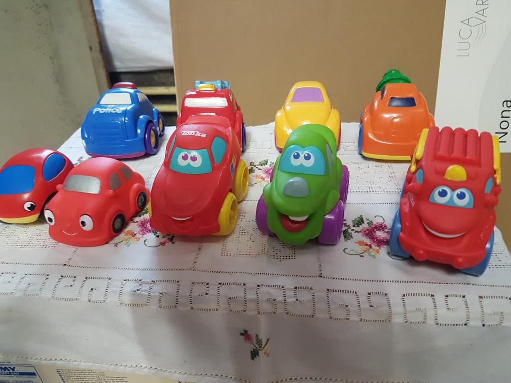 lot de 9 petites voitures dont 3 hasbro et 1 smoby, Enfants & Bébés, Jouets | Véhicules en jouets, Enlèvement, Utilisé