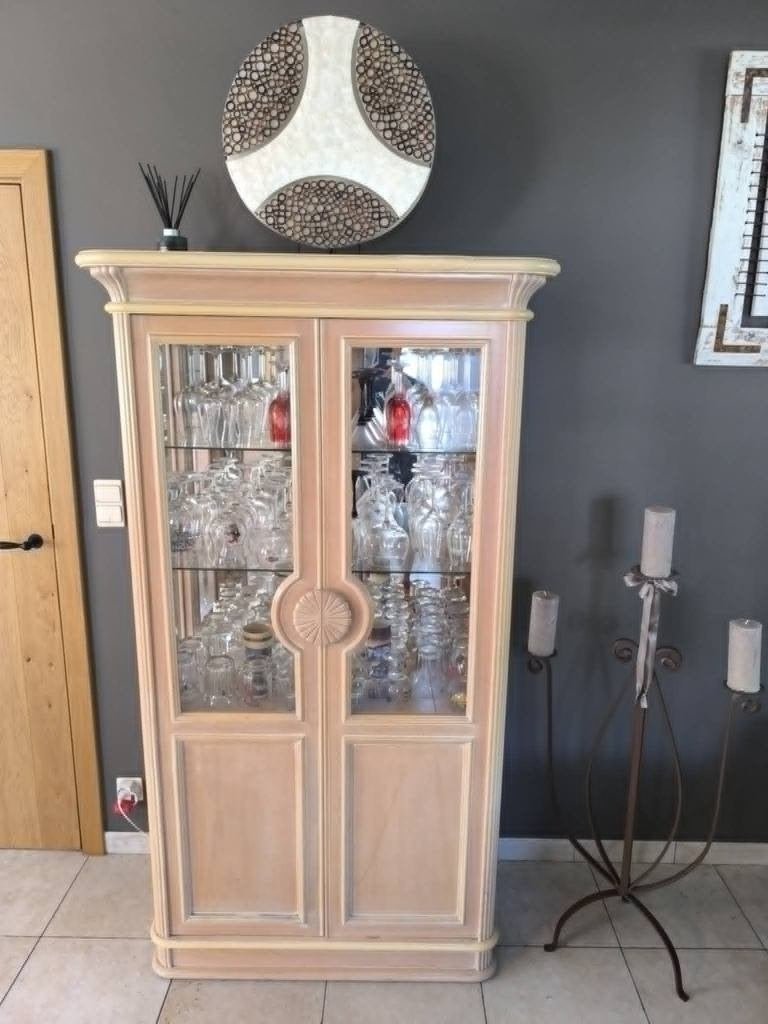 Mooie eetplaats ( Lodewijk )., Huis en Inrichting, Ophalen, Gebruikt, Lodewijk, 4 tot 6 stoelen