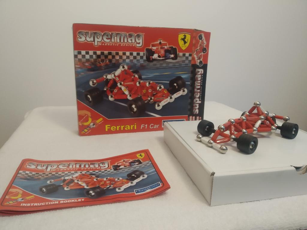 2 Supermag Ferrari-boxen, Kinderen en Baby's, Speelgoed |Speelgoedvoertuigen, Ophalen, Zo goed als nieuw