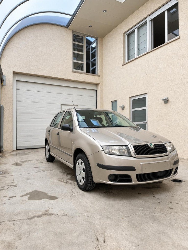 Skoda Fabia  | Gekeurd | Garantie, Auto's, Voorwielaandrijving, Stof, 140 g/km, Zwart