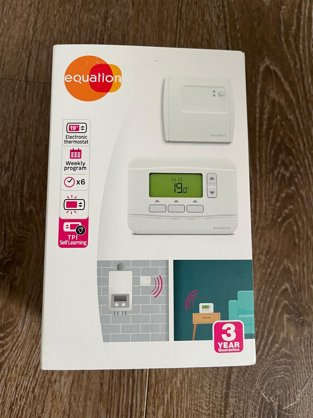 Thermostat programmable sans fil neuf !!!, Enlèvement, Neuf, Émetteur et Récepteur