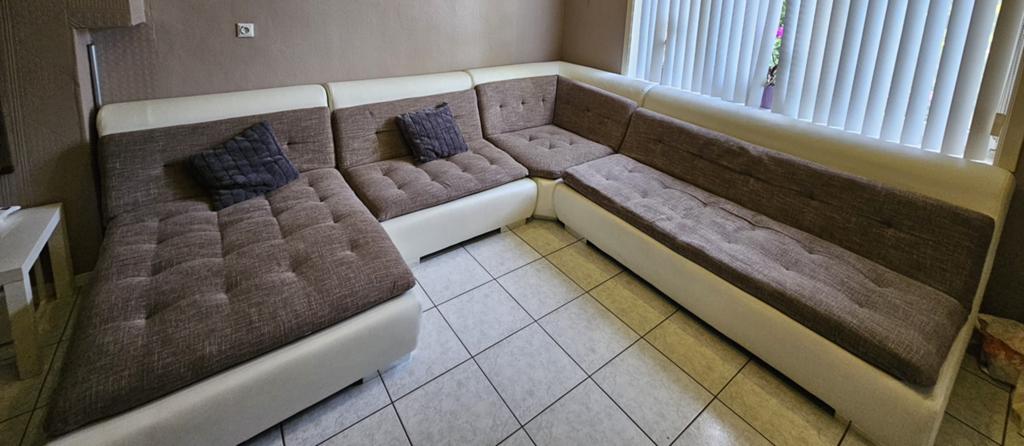 HOEKSALON 200 euro, Tuin en Terras, Ophalen, Zo goed als nieuw
