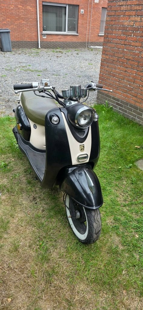 te koop, Ophalen, Gebruikt, Klasse A (25 km/u), Benzine