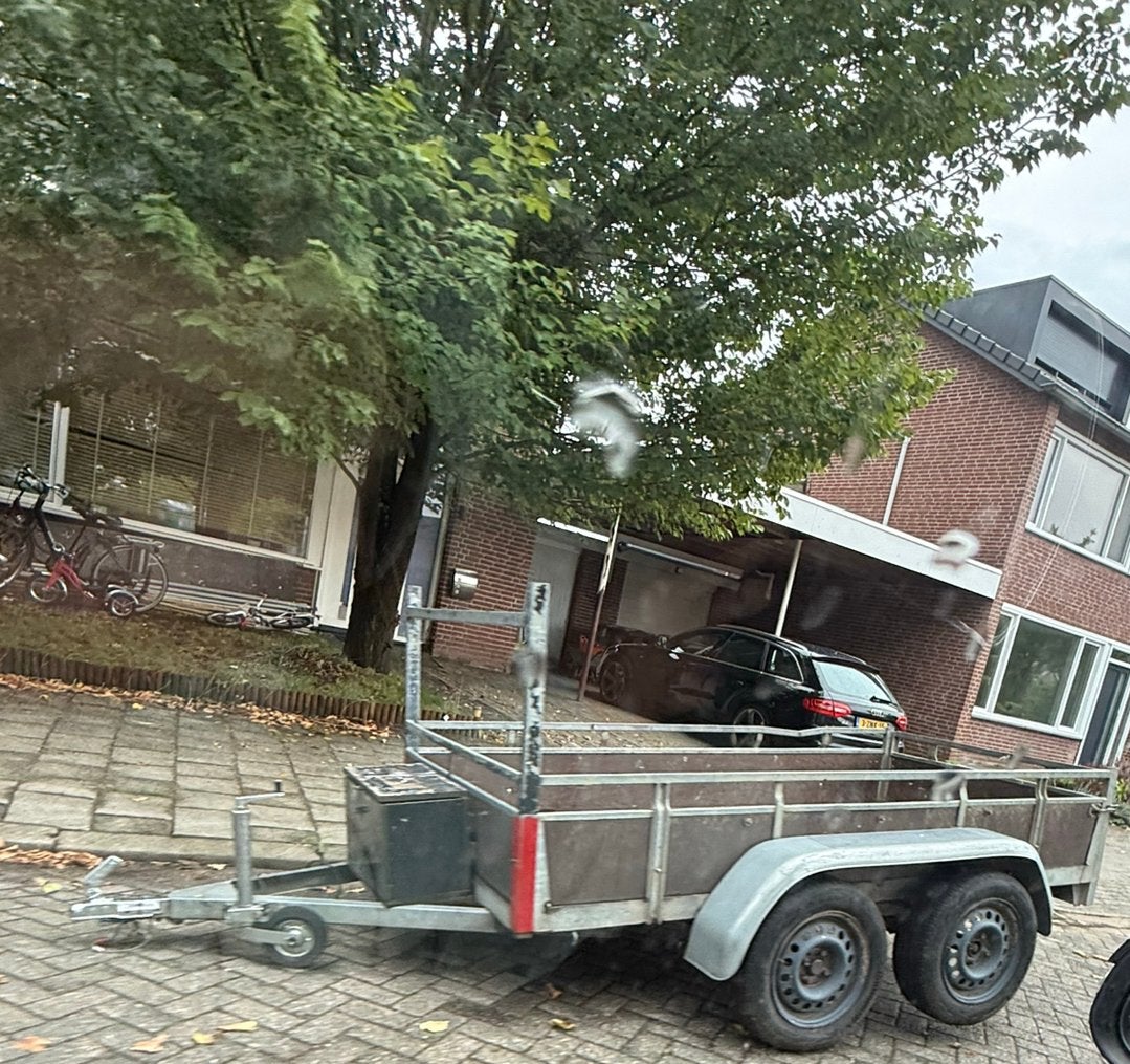 Aanhanger dubbel as, Ophalen, Zo goed als nieuw