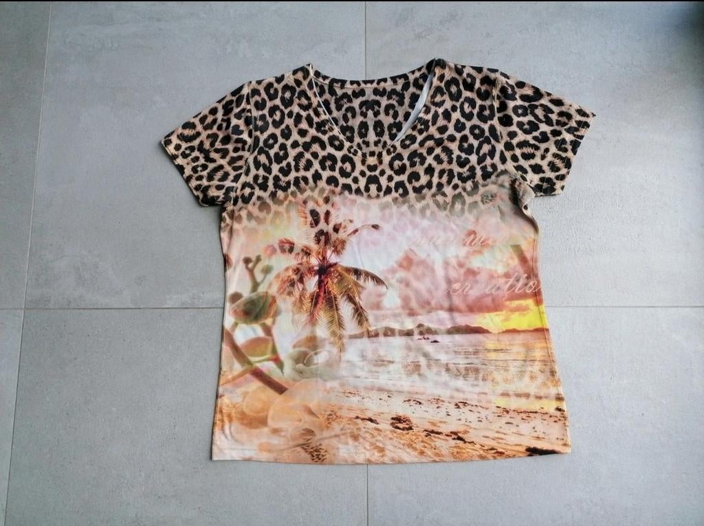 Shirt met panter en tropische pastel abricot print. 42/44, Ophalen of Verzenden, Nieuw, Maat 42/44 (L)