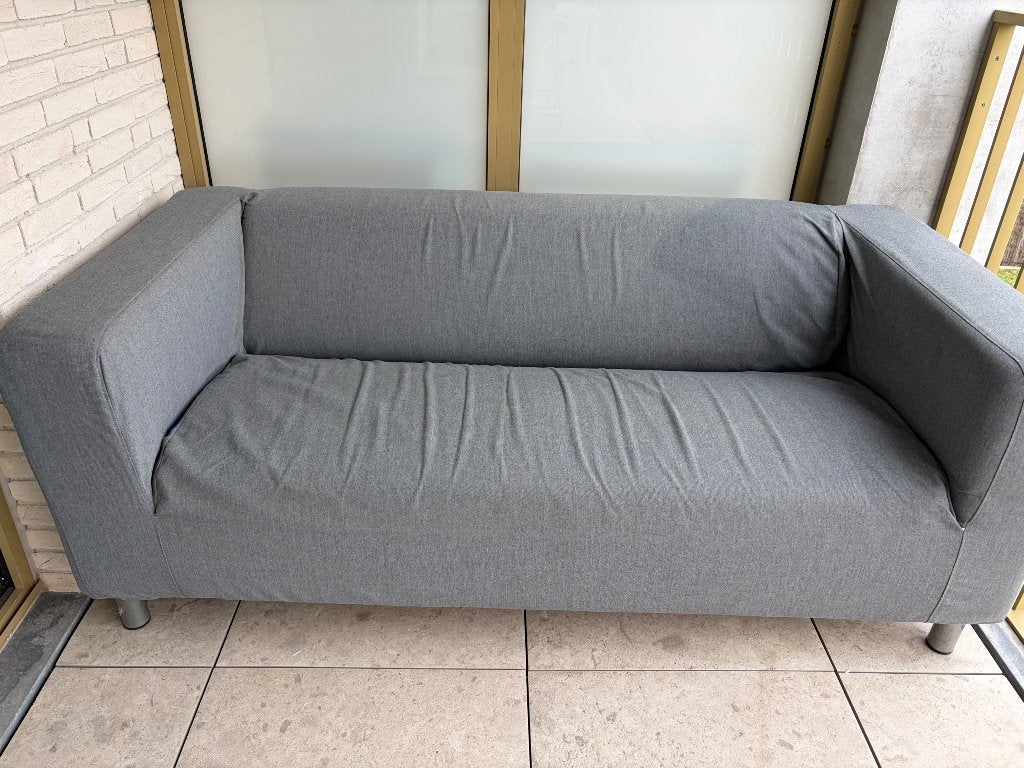 IKEA KLIPPAN 2-zitsbank met Vissle grijze hoes, Maison & Meubles, 75 à 100 cm, Comme neuf, Enlèvement, Tissus