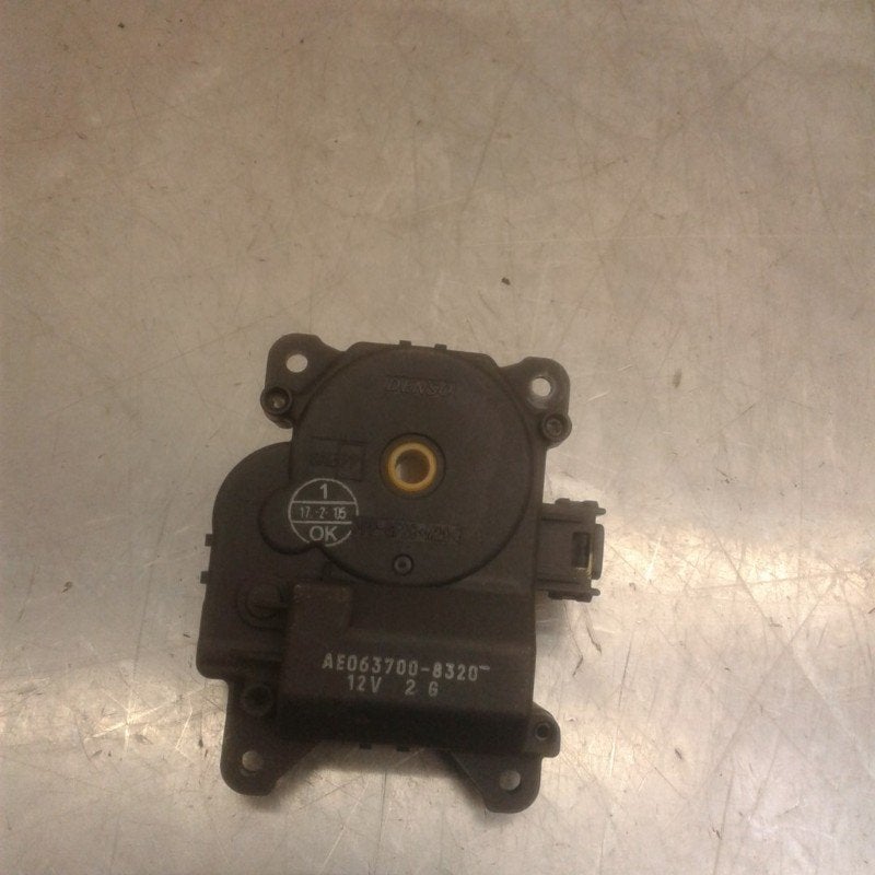 KACHELSTELMOTOR Mitsubishi Colt (Z2 / Z3) (|AE637008320|), Gebruikt, Mitsubishi