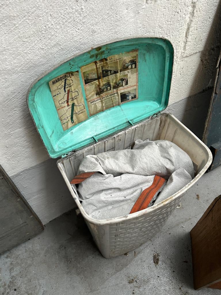 bâche de voiture, Enlèvement