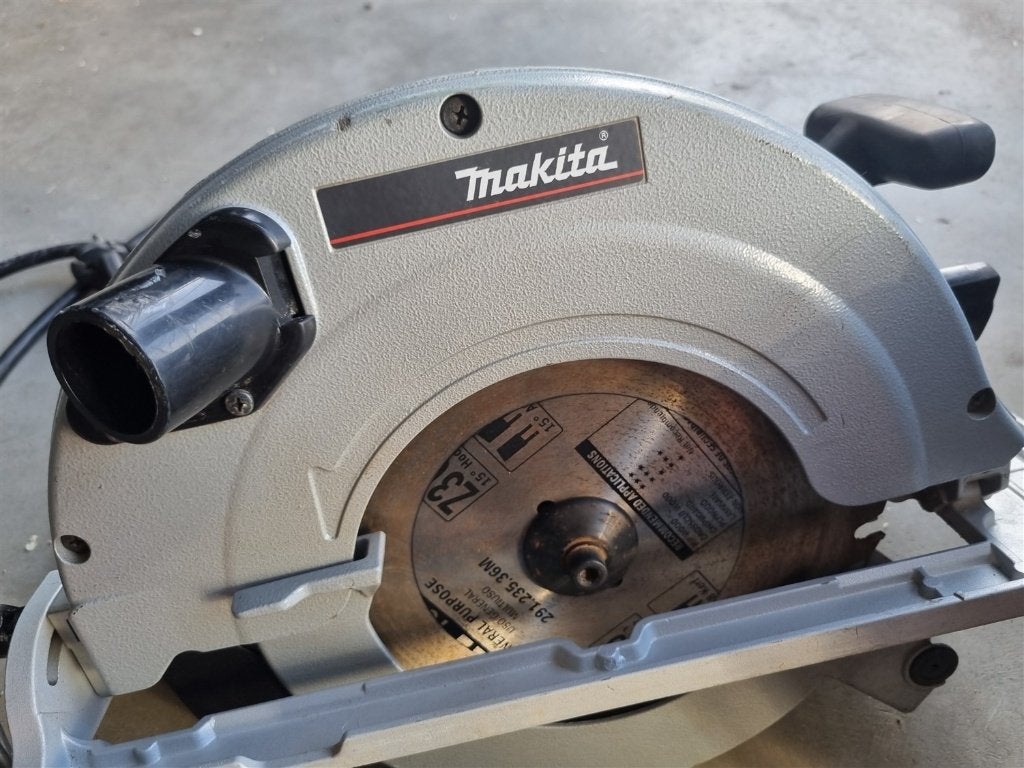 makita cirkelzaag, Cirkelzaag, 70 mm of meer, Ophalen of Verzenden, Zo goed als nieuw