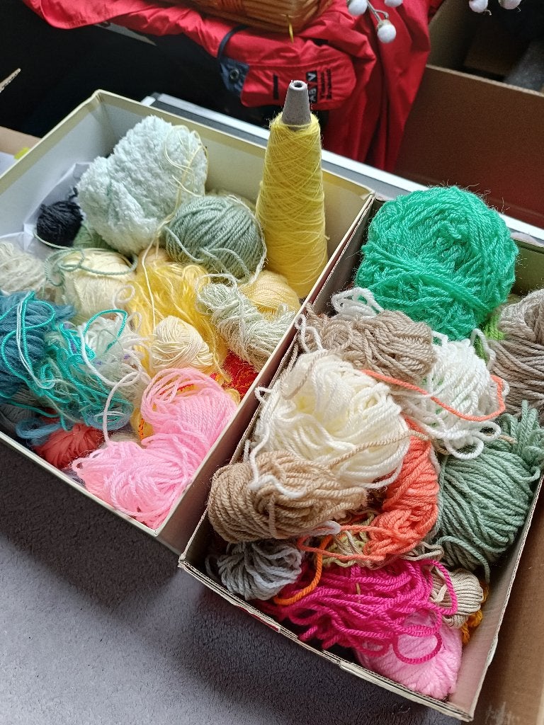 gratis pakket wol, Hobby & Loisirs créatifs, Enlèvement ou Envoi, Neuf, Tricot ou Crochet, Laine ou Fils