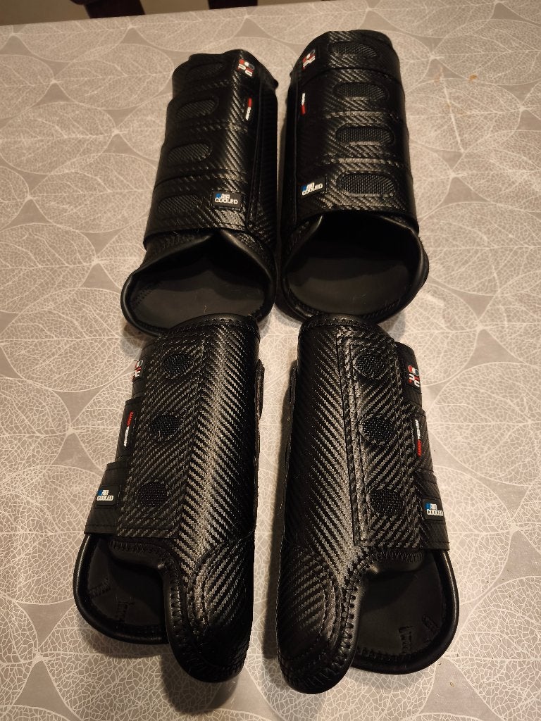 Premièr carbon tech aircooled crossbeschermers (verkocht), Dieren en Toebehoren, BR, Ophalen of Verzenden, Zo goed als nieuw, Overige maten