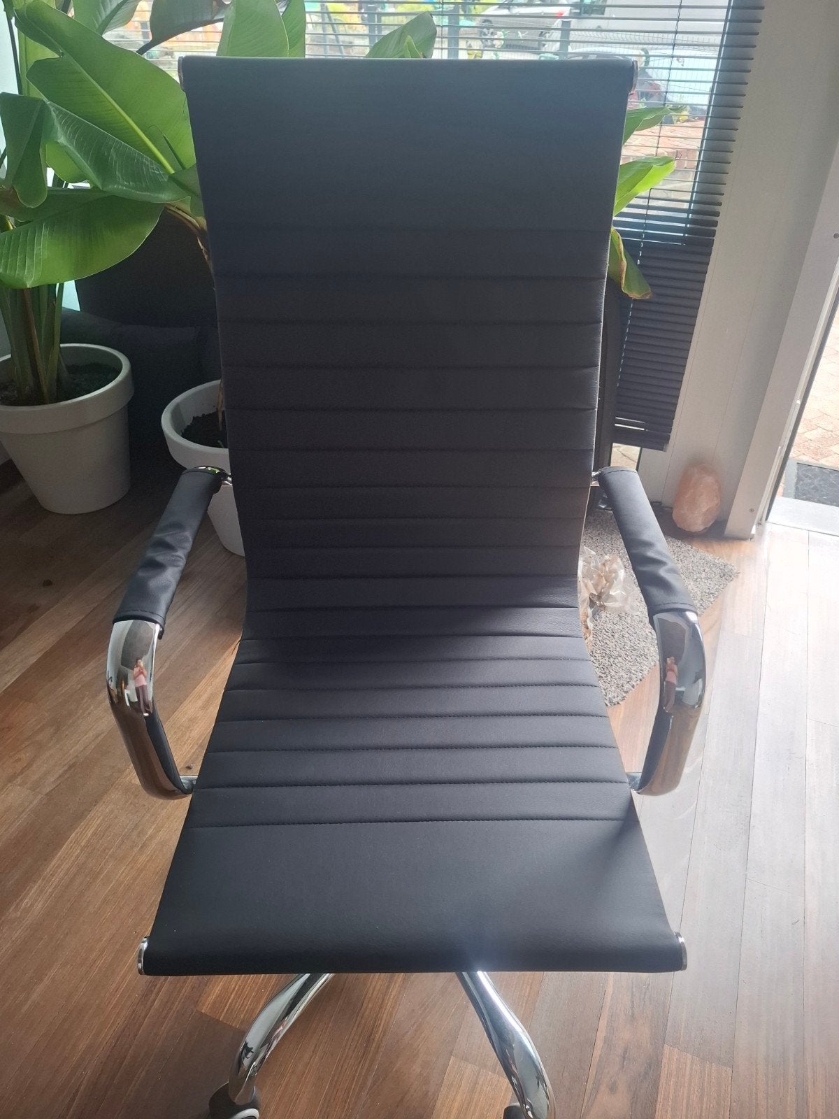 Fauteuil de bureau en similicuir noir, parfait état (jamais, Maison & Meubles, Chaises de bureau, Enlèvement, Neuf, Noir, Chaise de bureau