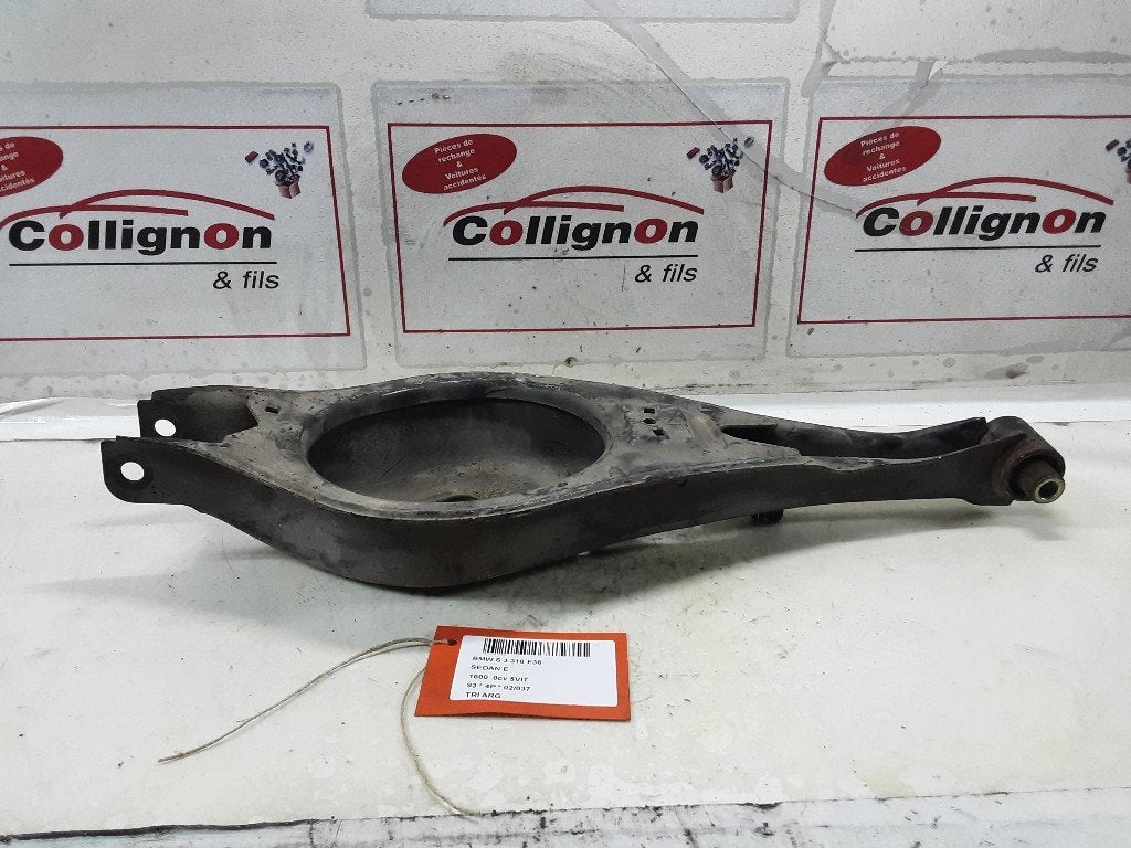 BRAS DE SUSPENSION ARRIÈRE GAUCHE BMW 3 serie (E36 / 4), Autos : Pièces & Accessoires, Mevr. I. Hauben, Utilisé, BMW, Rue de l'Espoir 34 34
4030  GRIVEGNÉE, BE