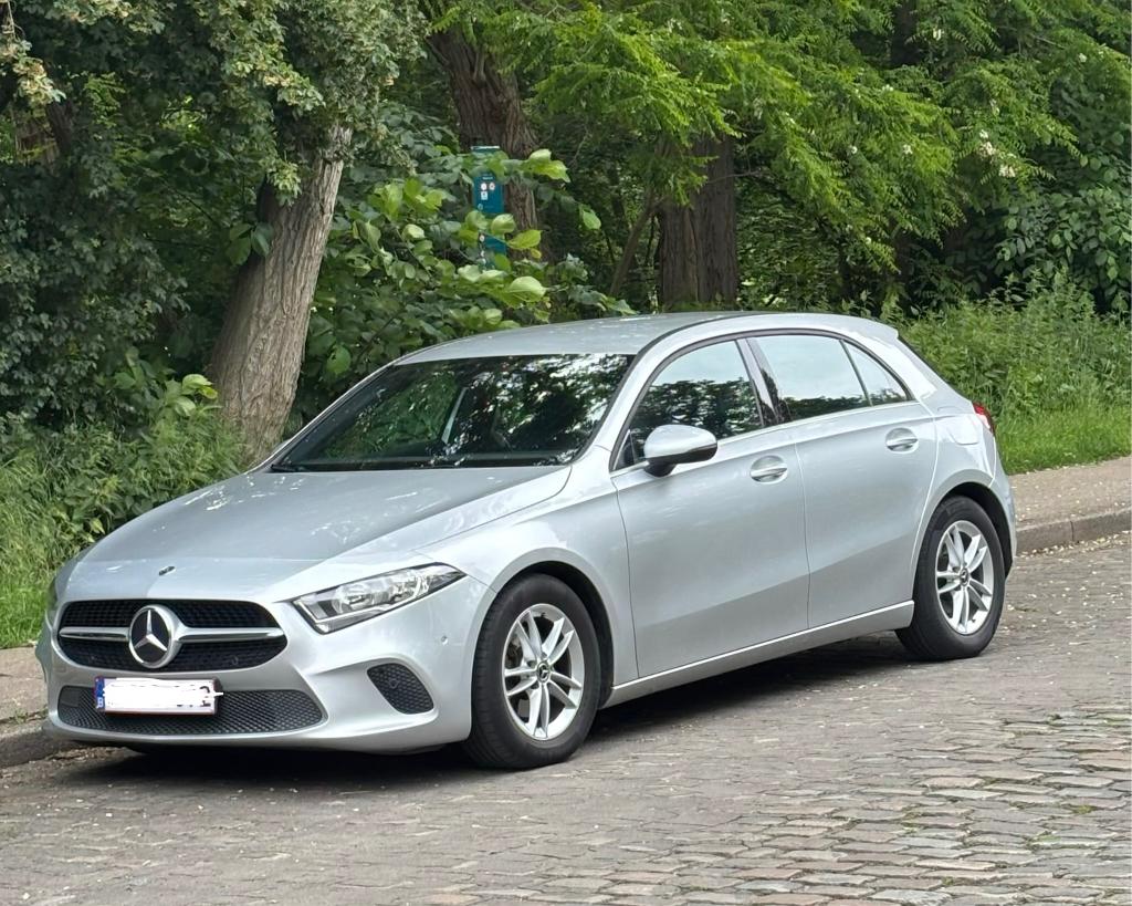 Mercedes A180 d Business Solution – Topstaat!, Auto's, Mercedes-Benz, Euro 6, Leder en Stof, 5 deurs, Particulier