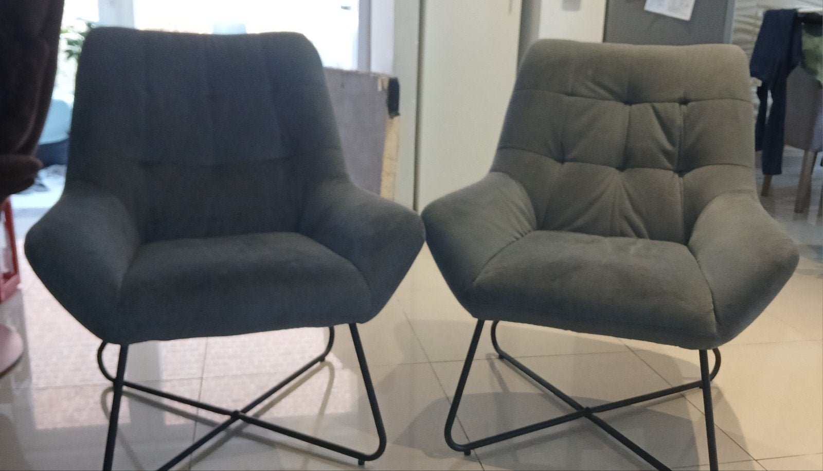 2 zitbanken, Huis en Inrichting, Ophalen, Kunststof, Nieuw, 90 cm of meer