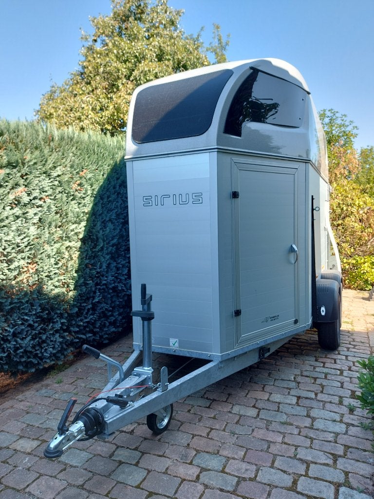 paardentrailer 2 paarden Sirius S-75, Dieren en Toebehoren, Ophalen, Zo goed als nieuw, Aluminium, 2-paards trailer