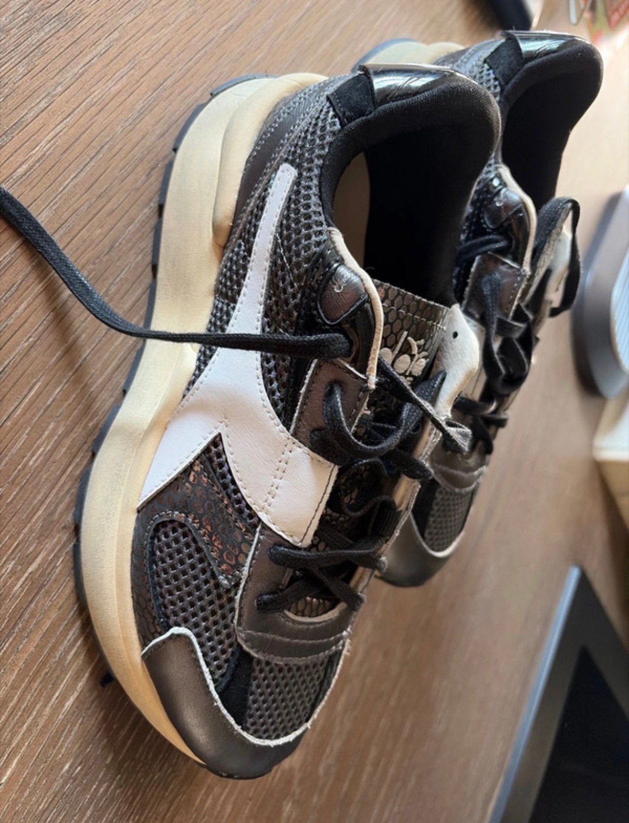 Diadora Hetitage maat 39, Ophalen, Zo goed als nieuw, Sneakers