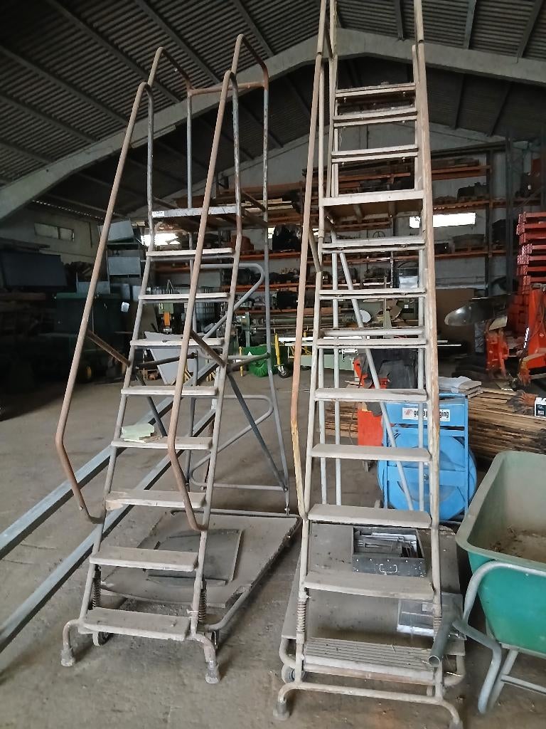 magazijntrap, Doe-het-zelf en Bouw, Ladders en Trappen, Ophalen
