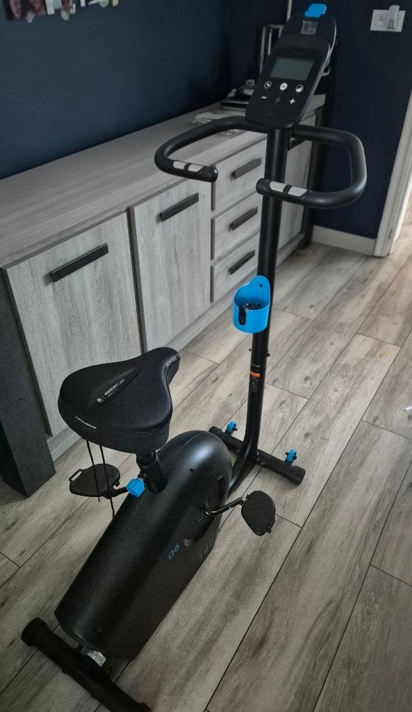 Velo apparemment home trainer Decathlon EB140, Jambes, Comme neuf, Enlèvement, Vélo d'appartement