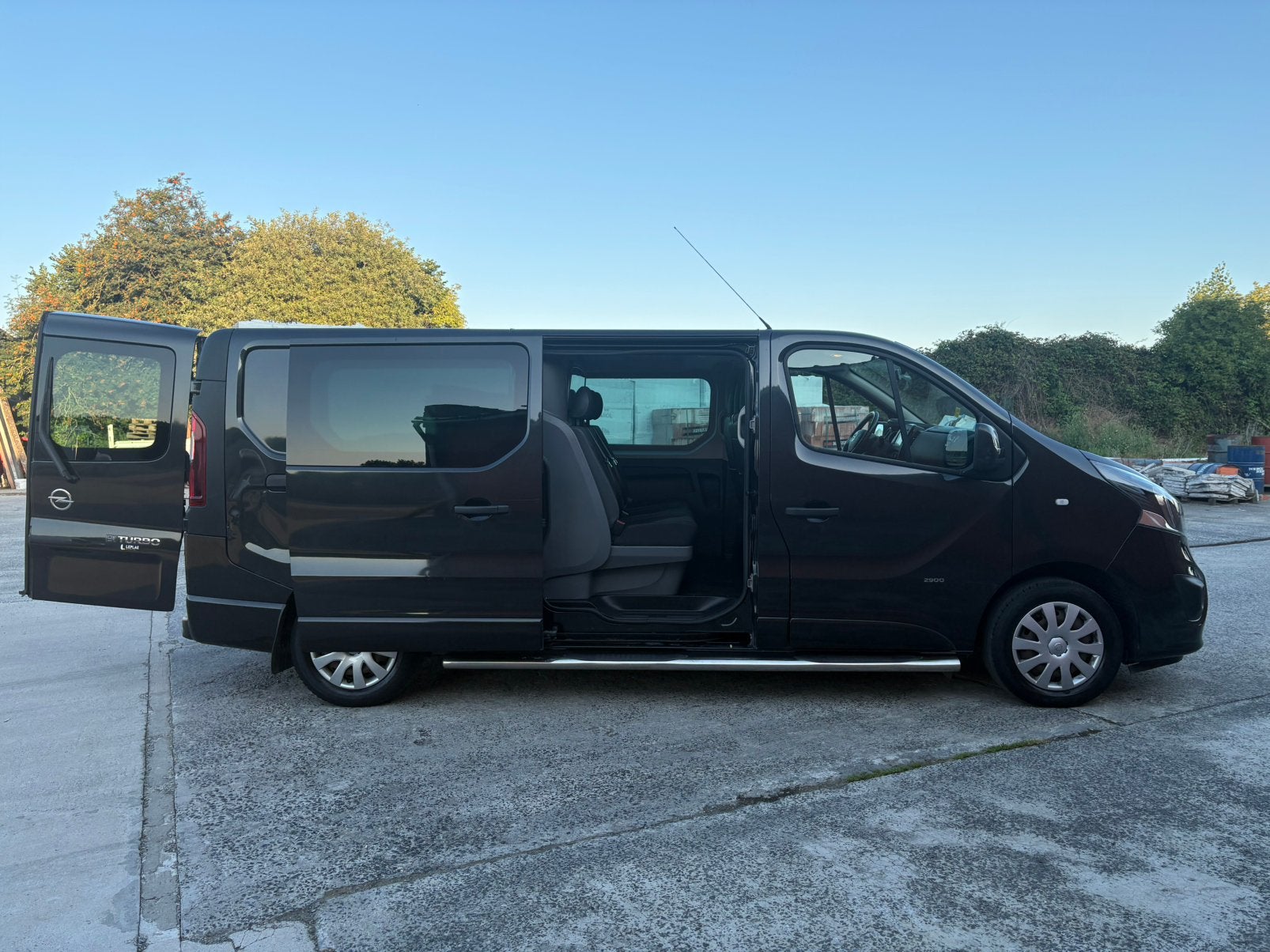 Opel Vivaro XL 145Dkm à cabine double GVV ! ! !, Autos, Achat, Euro 6, Entreprise, 2000 kg