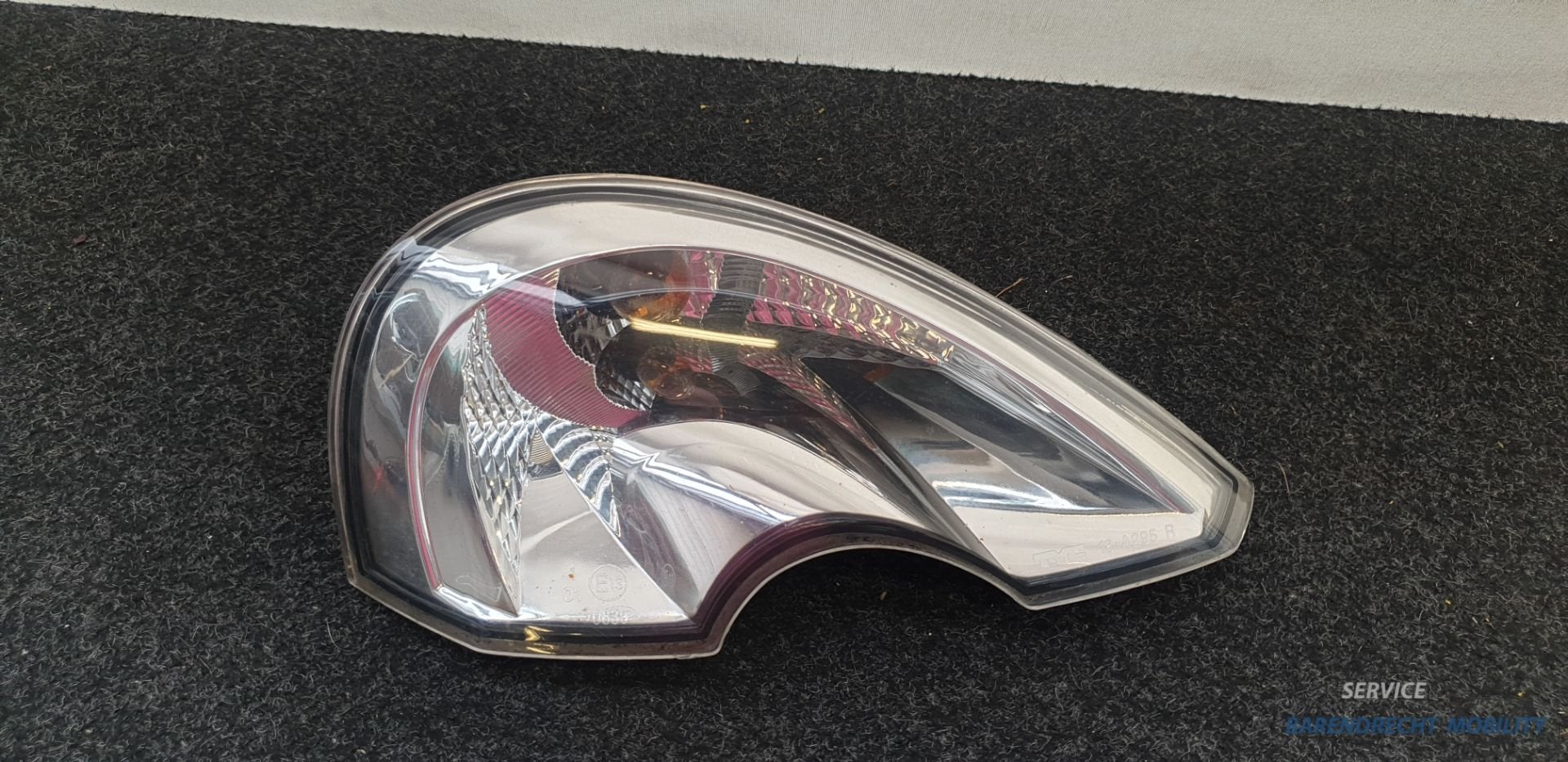 Lentille de clignotant blanche droite Renault Modus d'occasi, Renault Group, Contact.group@renault.com, Renault, Utilisé