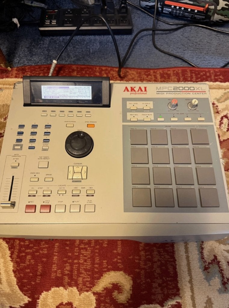Akai MPC2000XL – professioneel, Muziek en Instrumenten, Samplers, Ophalen of Verzenden, Gebruikt