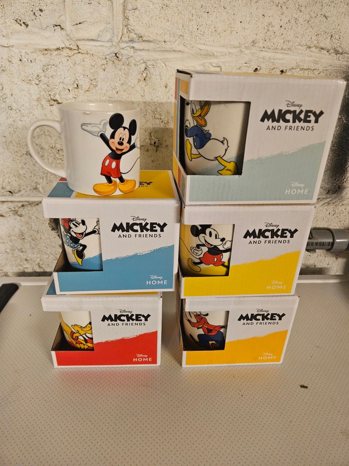 6 tasse mickey, Collections, Enlèvement