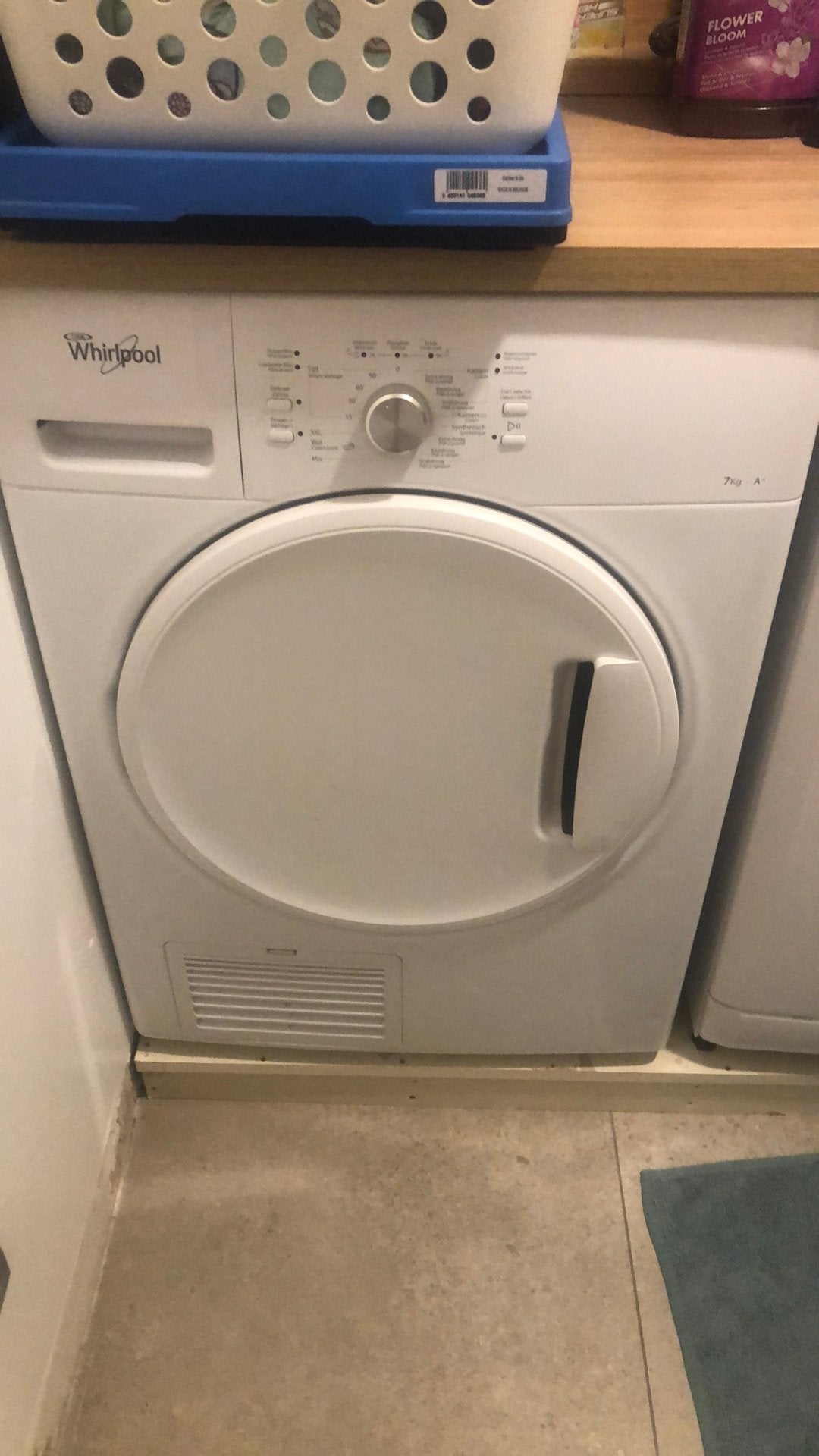 Machine à laver et sèche linge whirlpool, Electroménager, Sèche-linge, Comme neuf, À condensation, 6 à 8 kg, Classe énergétique A ou plus économe
