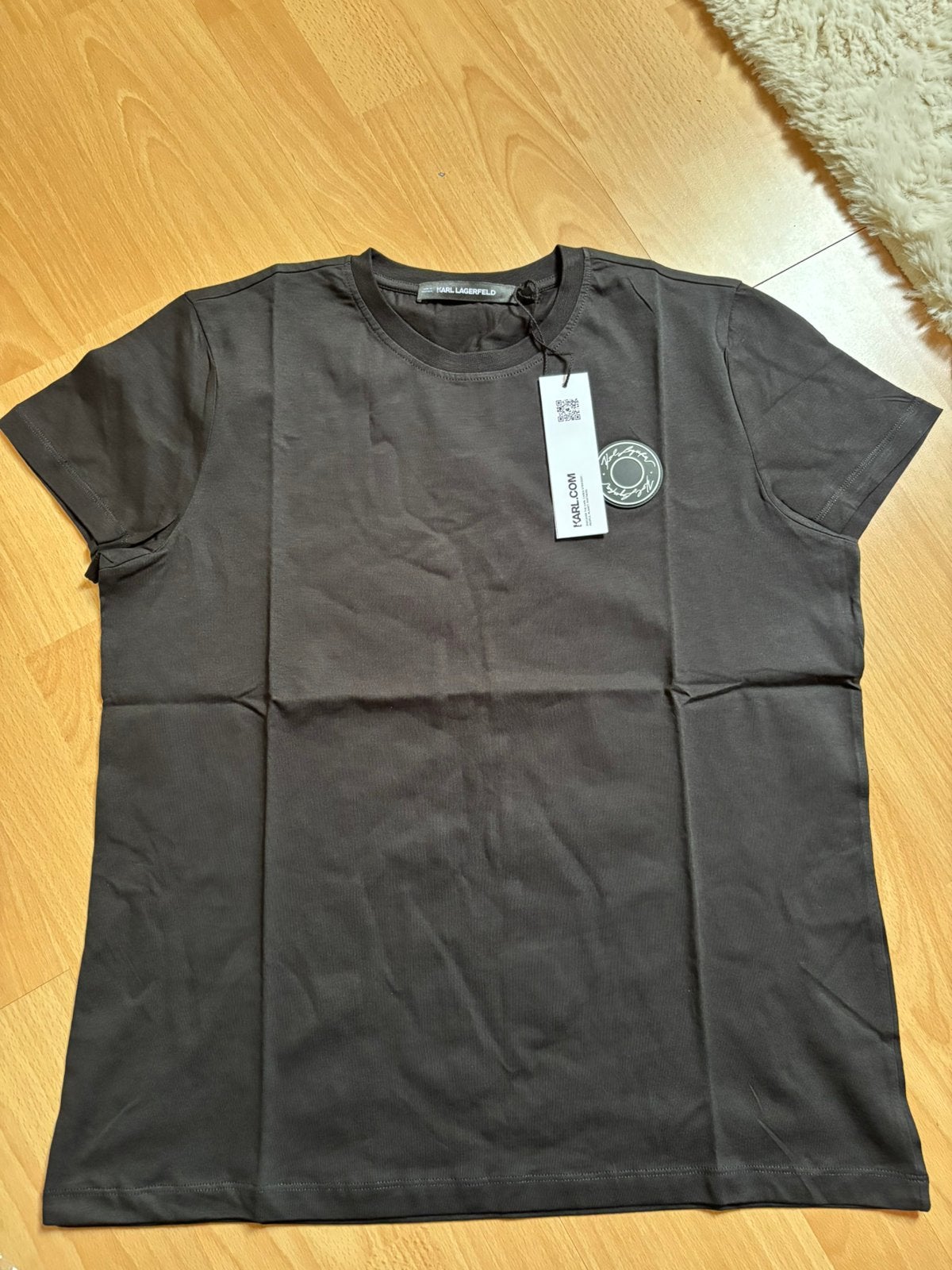 Karl largefeld t shirt femme L, Vêtements | Hommes, T-shirts, Enlèvement ou Envoi, Neuf, Taille 52/54 (L), Noir