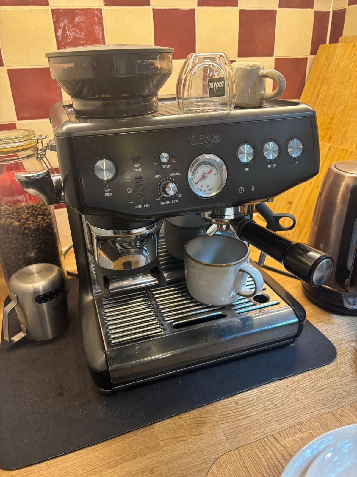 Sage Barista Express Impress, Electroménager, Cafetières, Enlèvement, Comme neuf