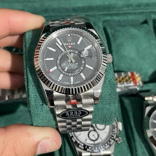 Rolex SKY-DWLLER automatique, Bijoux, Sacs & Beauté, Montres | Hommes, Rolex, Enlèvement ou Envoi, Acier, Acier
