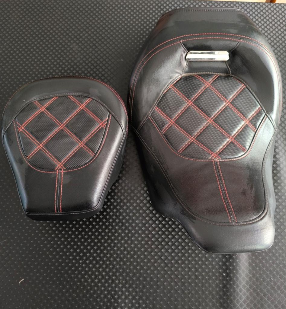 Selle monoplace + duo pour Harley Davidson Touring apd 2009, Ophalen
