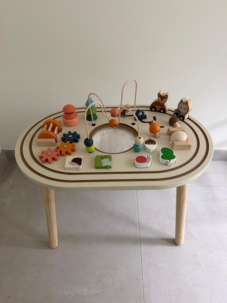 Petite Amelie Houten Activiteitentafel, Kinderen en Baby's, Ophalen, Zo goed als nieuw