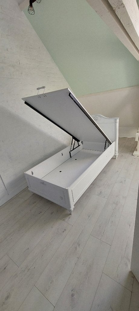 Kinder bed, Kinderen en Baby's, Kinderkamer | Bedden, Ophalen, Zo goed als nieuw, 180 cm of meer, 85 tot 100 cm