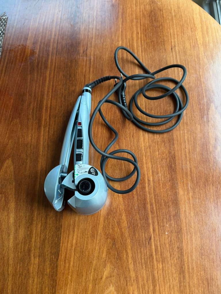 Boucleur automatique Babyliss – très peu servi, Enlèvement, Comme neuf