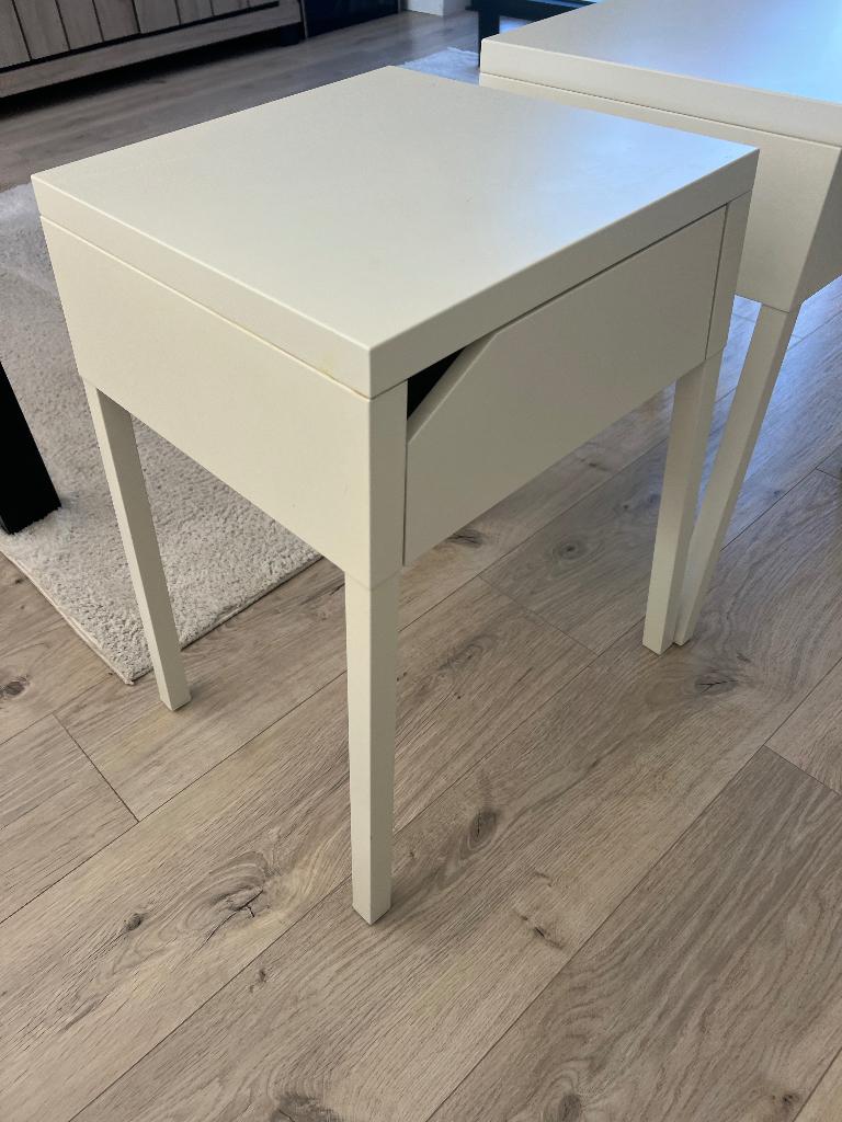 Nachtkastje, Ophalen, Metaal of Aluminium, Zo goed als nieuw, 45 tot 65 cm
