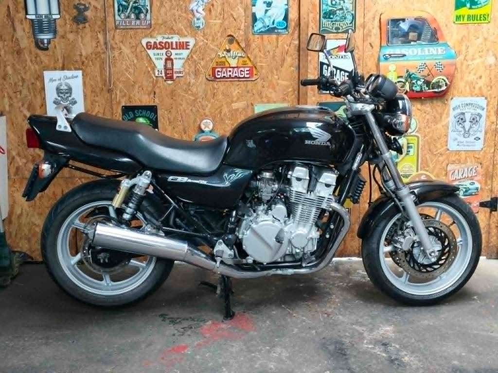 honda cb750 "seven fifty "avec contrôle technique!!!