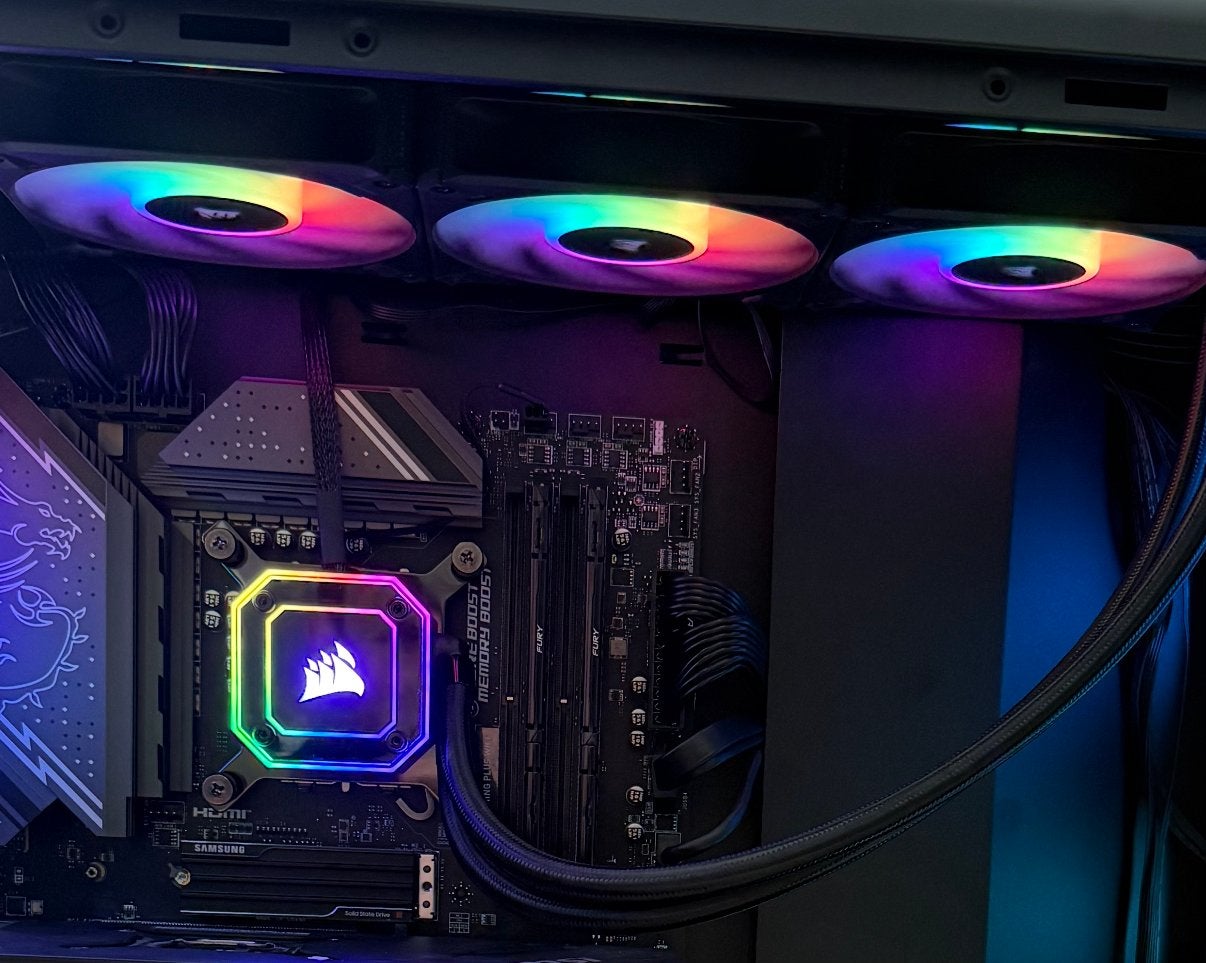 Corsair rgb 3 fan watercooling, Computers en Software, Ophalen of Verzenden, Zo goed als nieuw