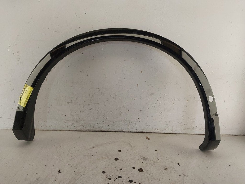 PASSAGE DE ROUE ARRIÈRE Volkswagen Tiguan (CT1) (01-2023/-), Volkswagen, Volkswagen AG, Utilisé, Kundenbetreuung@volkswagen.de