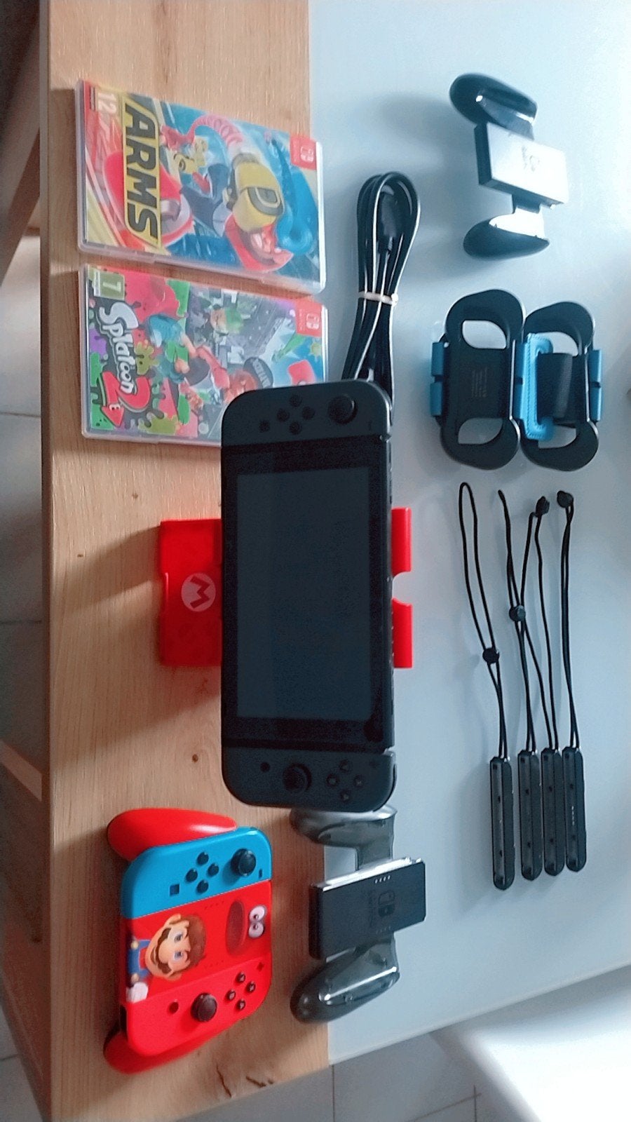 Nintendo switch v1 avec jeux et accessoires, Consoles de jeu & Jeux vidéo, Consoles de jeu | Nintendo Switch, Comme neuf, Avec 3 manettes ou plus