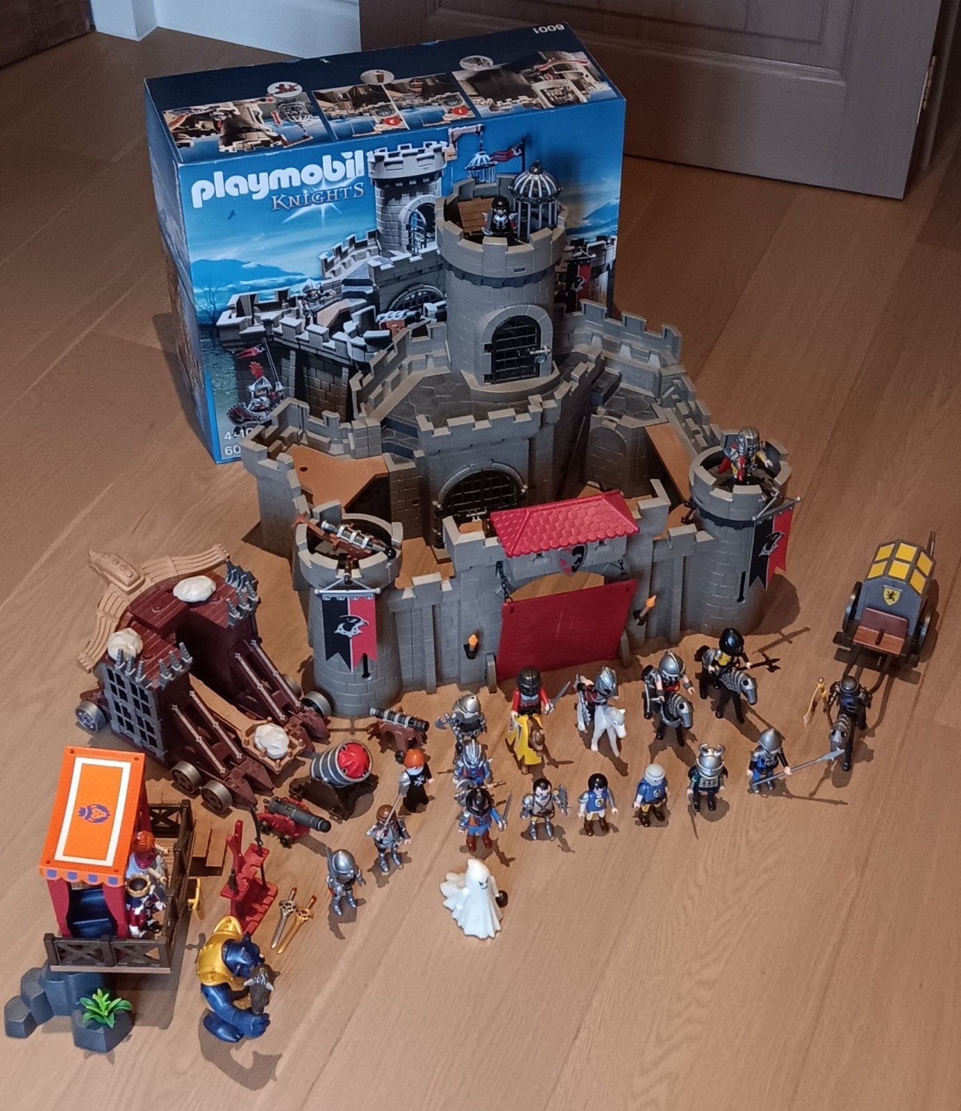 PLAYMOBIL Kasteel met doos, Ophalen