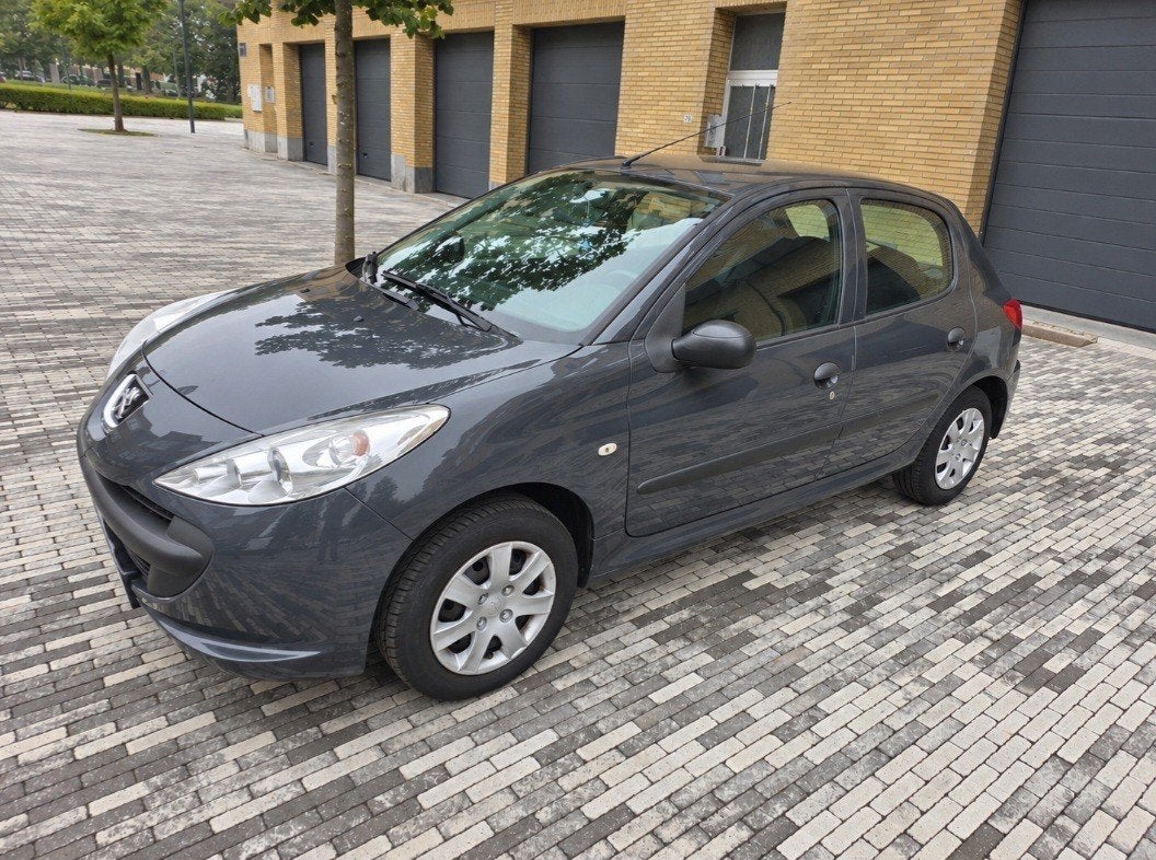 Peugeot 206+ 2011 euro5, Auto's, Euro 5, Stof, Zwart, 5 deurs