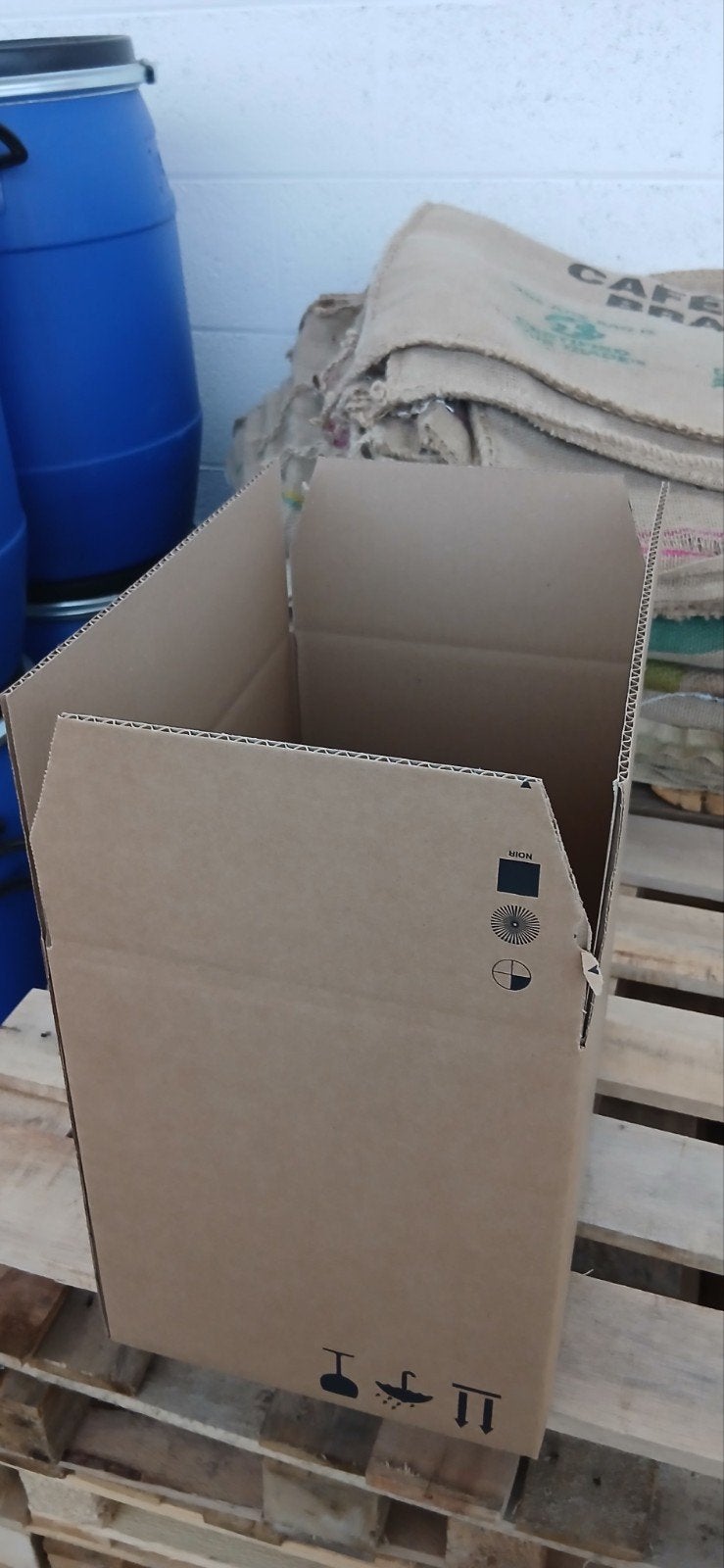 Cartons pour colis à vendre, Enlèvement