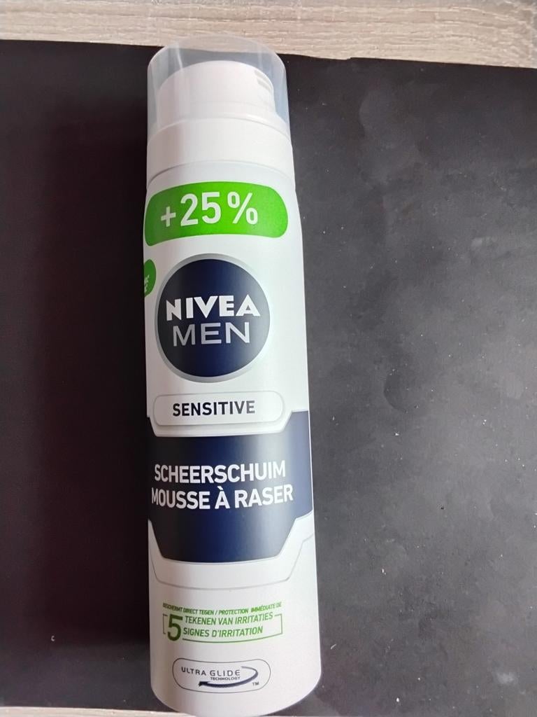 Savon ou gel à raser., Enlèvement ou Envoi