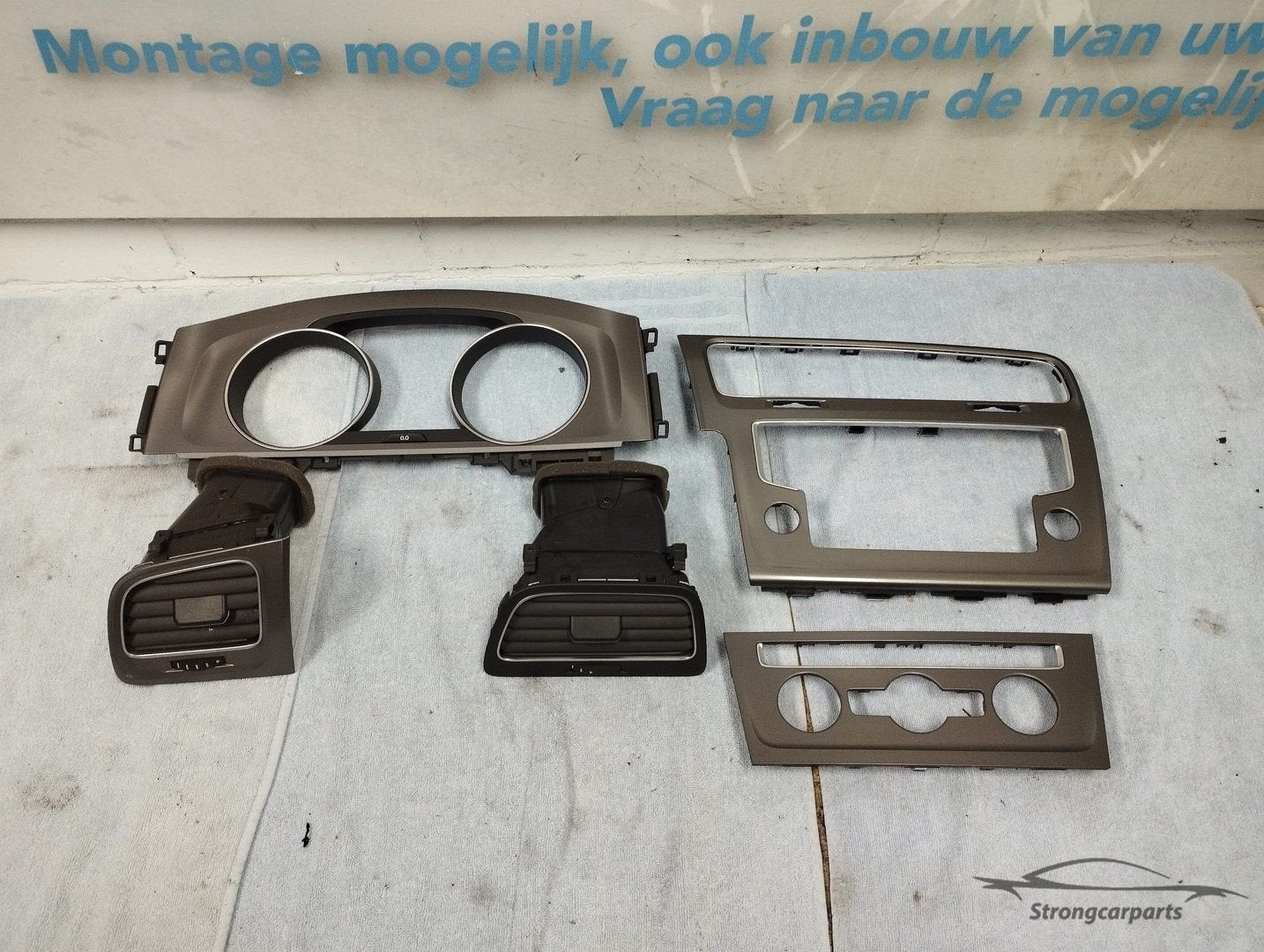 Dashboard inleg Volkswagen Golf7 5G1 5G0857059/5G1819743, Volkswagen, -, Utilisé, -