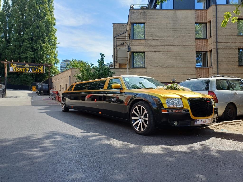 Unieke Chrysler 300c stretch limousine !!, Autos, Achat, Automatique, Particulier, 300C