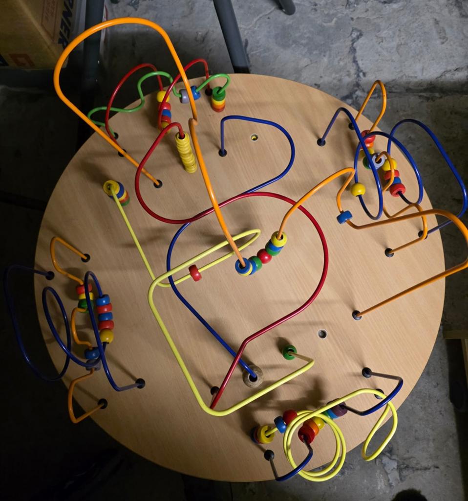 Grote kralentafel, Enfants & Bébés, Jouets | Tables de jeux, Enlèvement